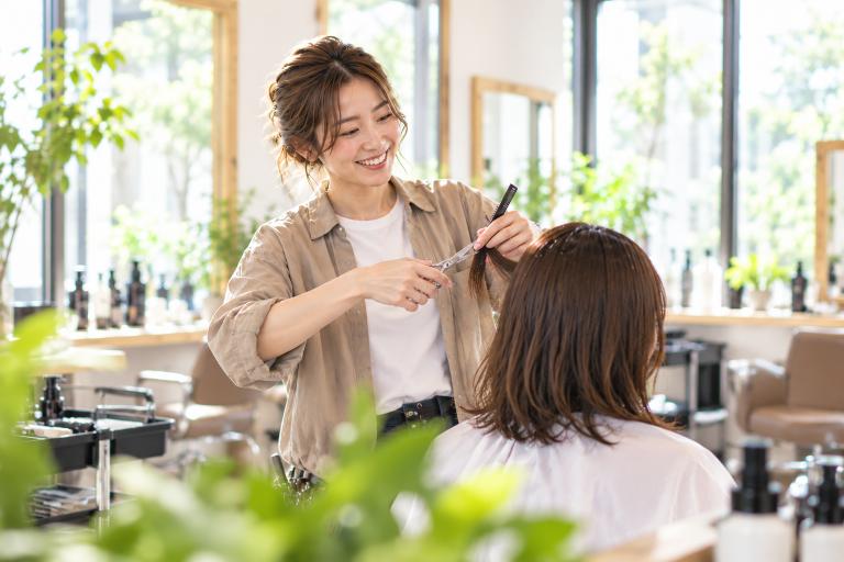 フルタイム勤務美容師スタイリストの求人